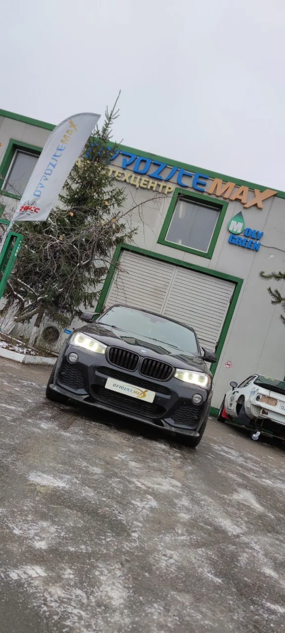 Задняя часть выхлопа с переключением режимов звучания — BMW X4 · 2014–2018 · F26. Фото 21