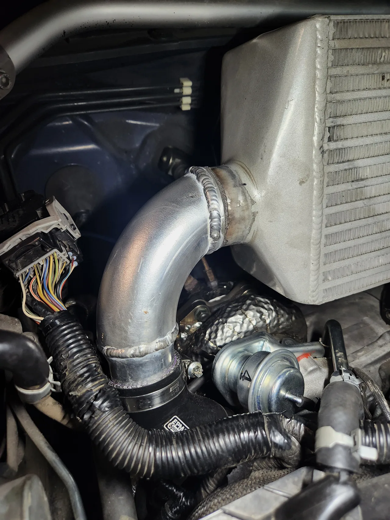 Приёмная труба (даунпайп), интеркулер Process West и Heatshield — Subaru Forester · 2008–2013 · SH · S-edition · VF49. Фото 6