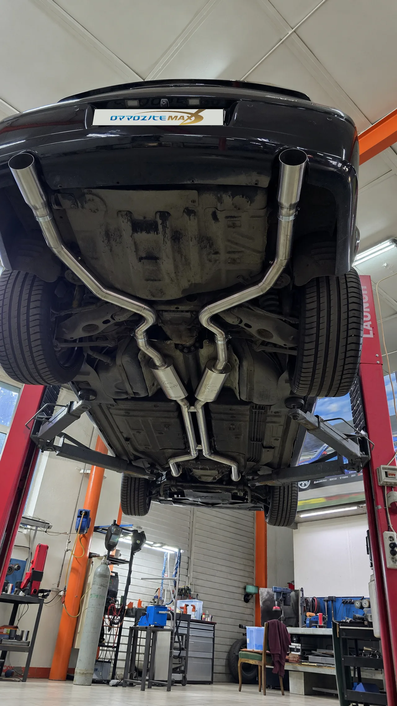 Изготовление полного выхлопа — Chrysler 300C · 2005–2010 · SRT8. Фото 18