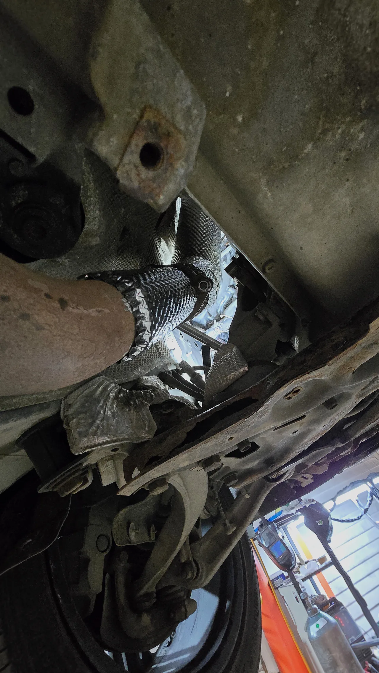 Приёмные трубы и термоизоляция Heatshield, 4 насадки — Audi S8 · 2012–2013 · D4. Фото 11