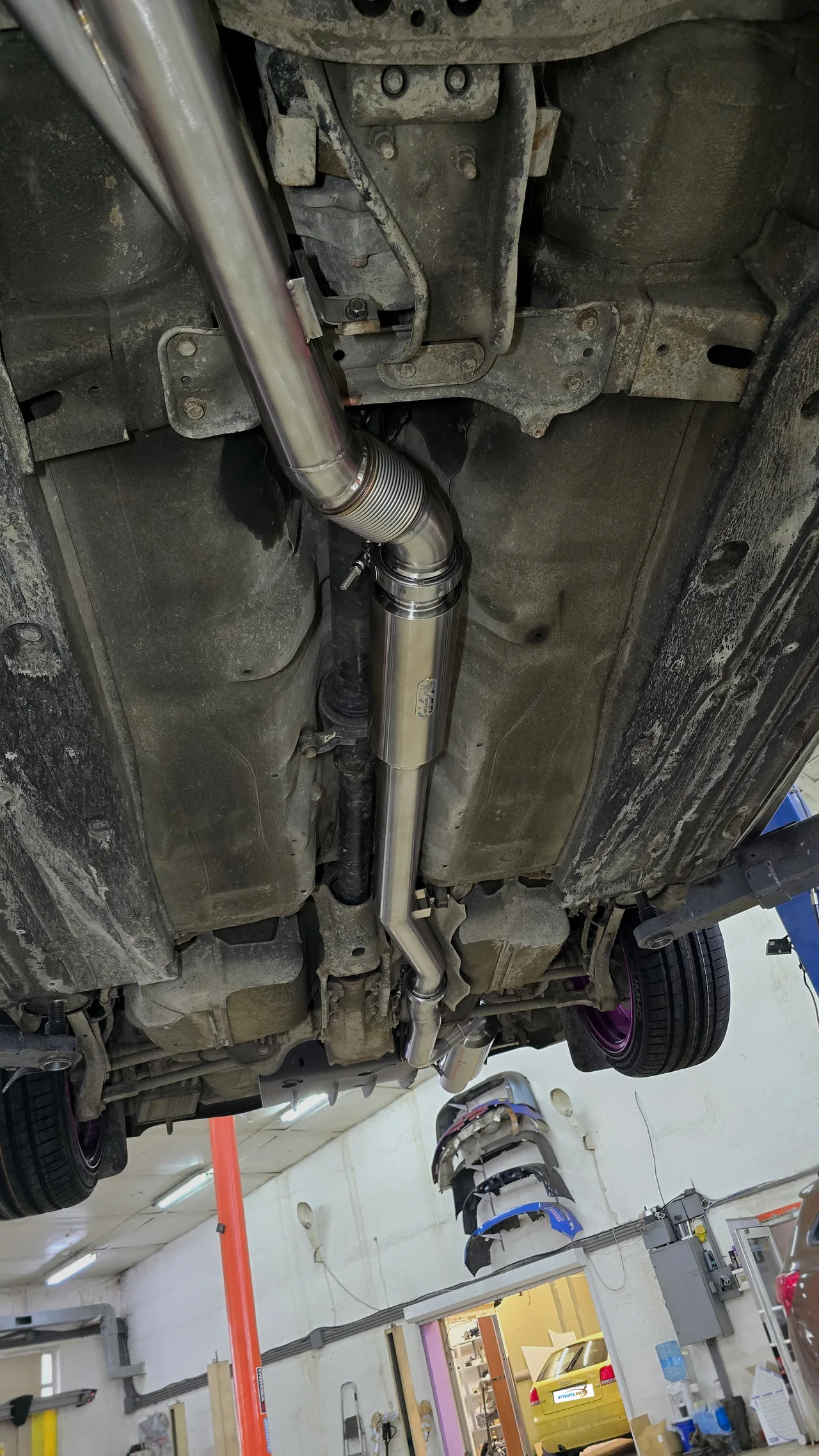 Выхлоп, аппайп и внешний вестгейт — Subaru Impreza WRX STI · 2003–2005 · GD. Фото 16